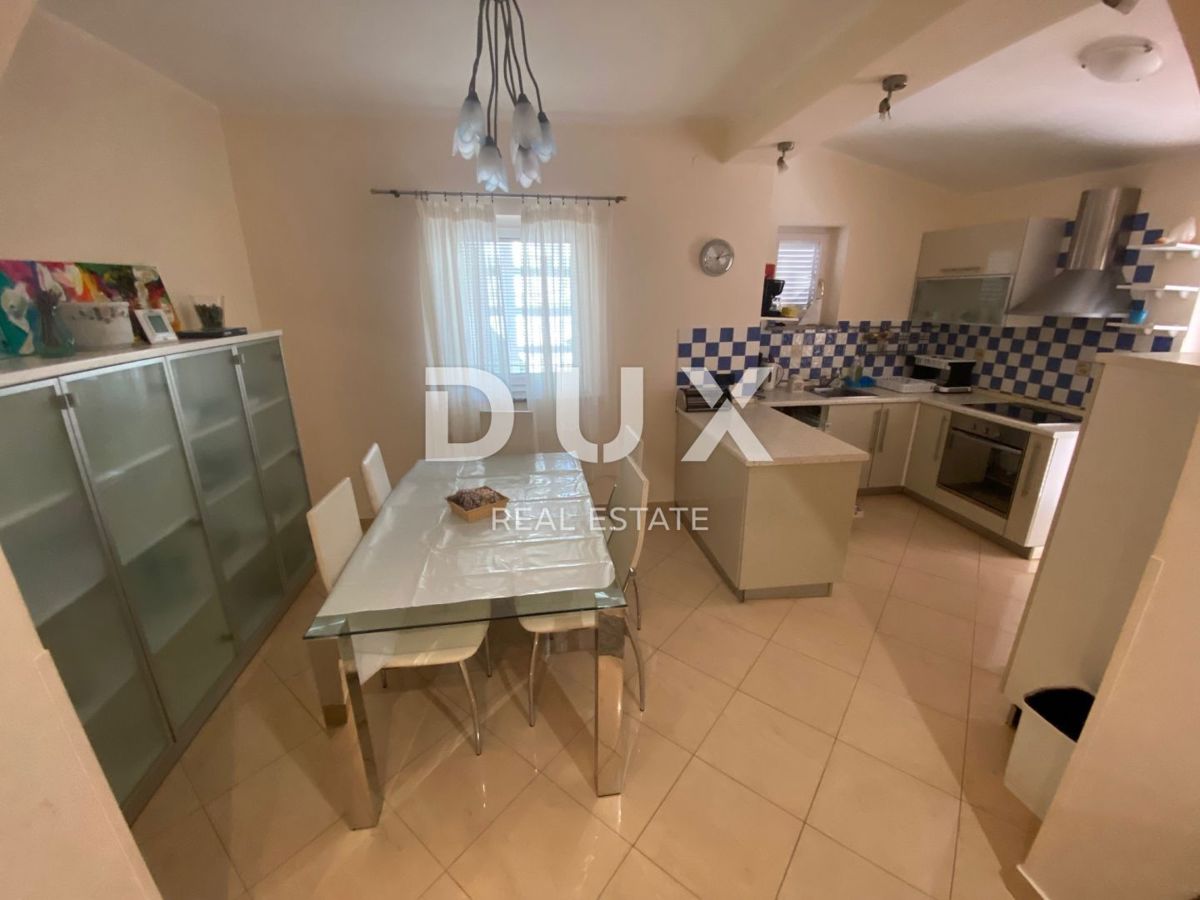 KRALJEVICA, ŠMRIKA - casa indipendente con piscina, garage, giardino e vista mare! OPPORTUNITÀ!