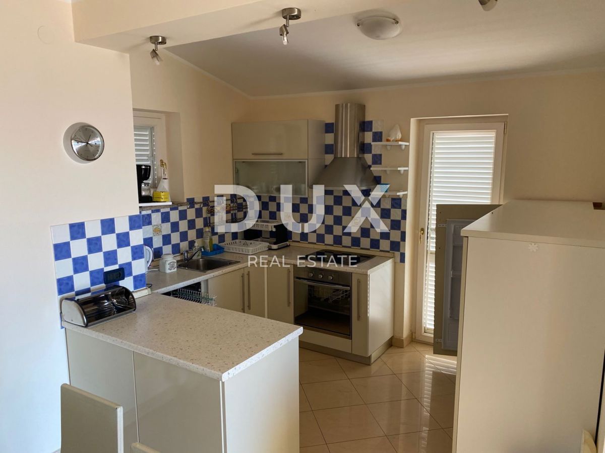 KRALJEVICA, ŠMRIKA - casa indipendente con piscina, garage, giardino e vista mare! OPPORTUNITÀ!