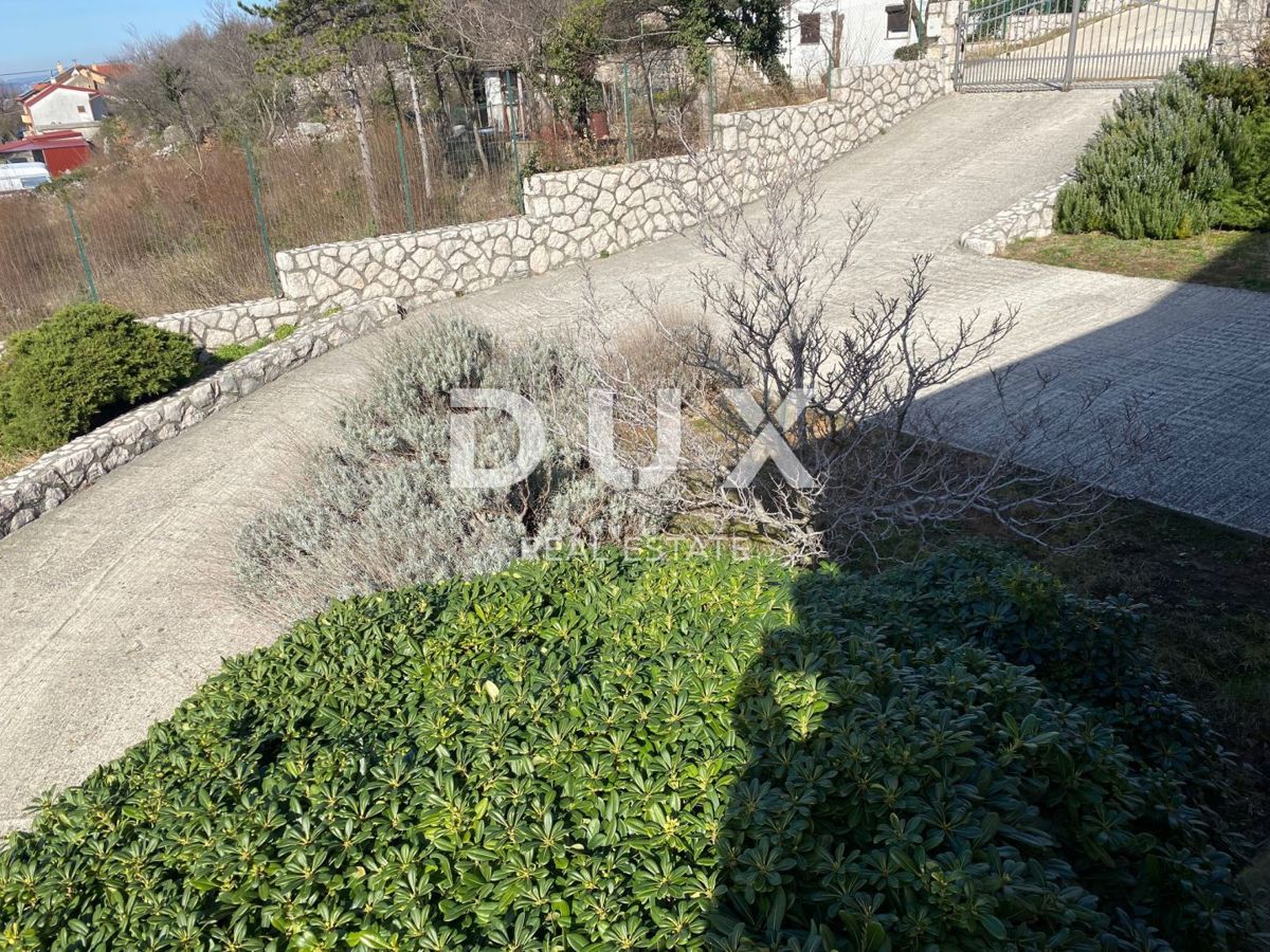 KRALJEVICA, ŠMRIKA - casa indipendente con piscina, garage, giardino e vista mare! OPPORTUNITÀ!