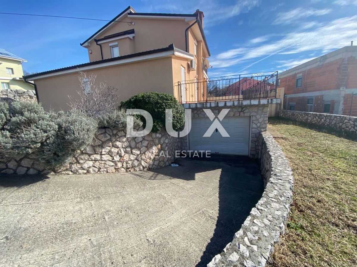 KRALJEVICA, ŠMRIKA - casa indipendente con piscina, garage, giardino e vista mare! OPPORTUNITÀ!