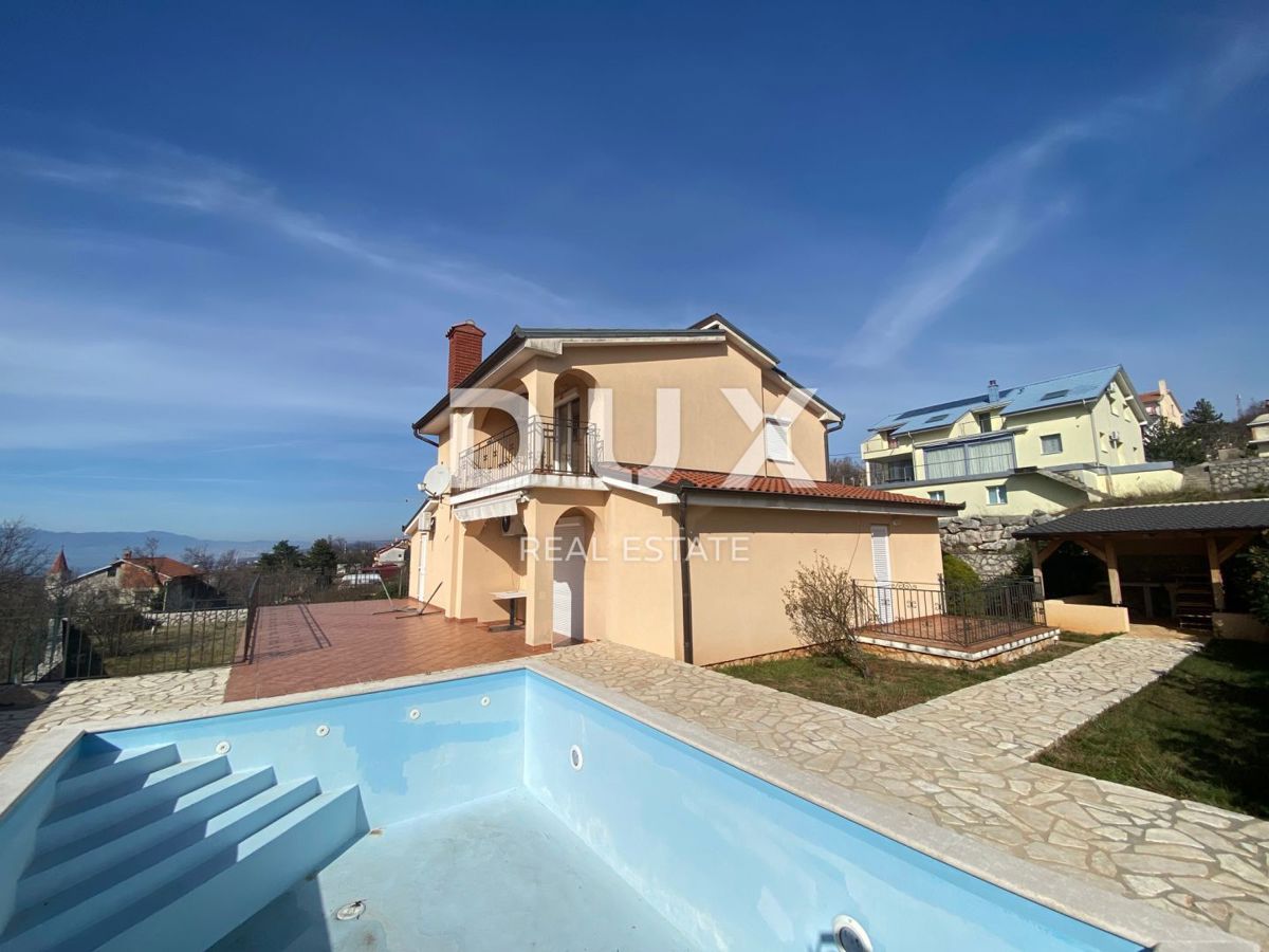 KRALJEVICA, ŠMRIKA - casa indipendente con piscina, garage, giardino e vista mare! OPPORTUNITÀ!