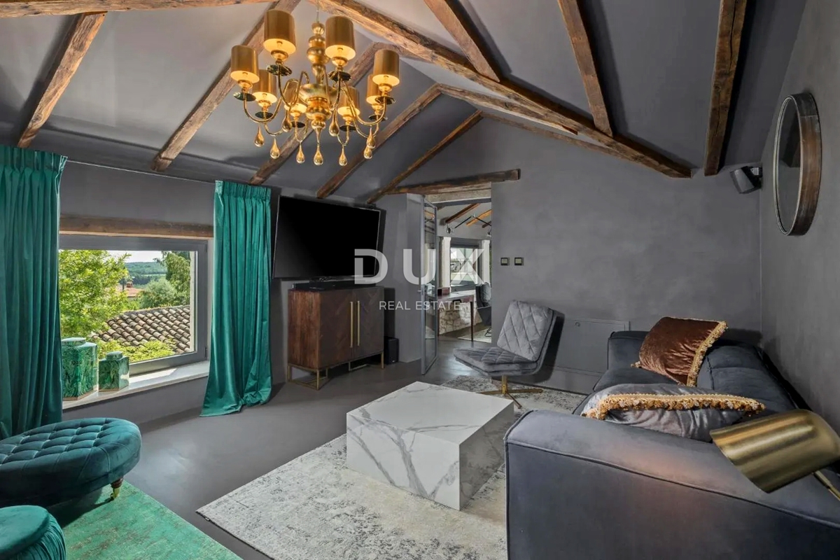 ISTRIA, PARENZO - Casa in pietra di design