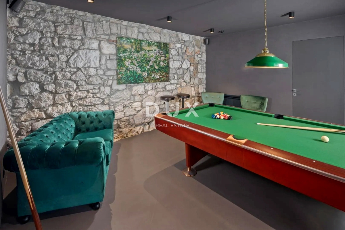 ISTRIA, PARENZO - Casa in pietra di design