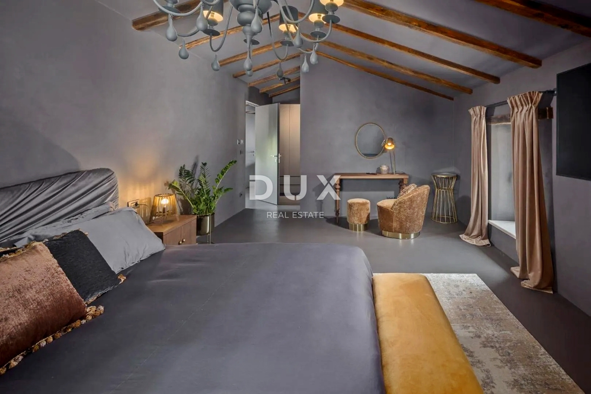 ISTRIA, PARENZO - Casa in pietra di design