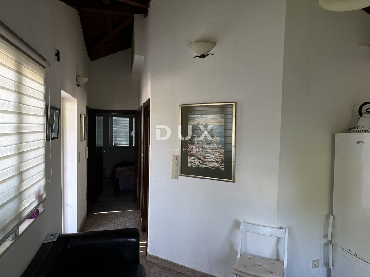 ZADAR, MURVICA – Casa a un piano in posizione privilegiata, terreno di 600 m²