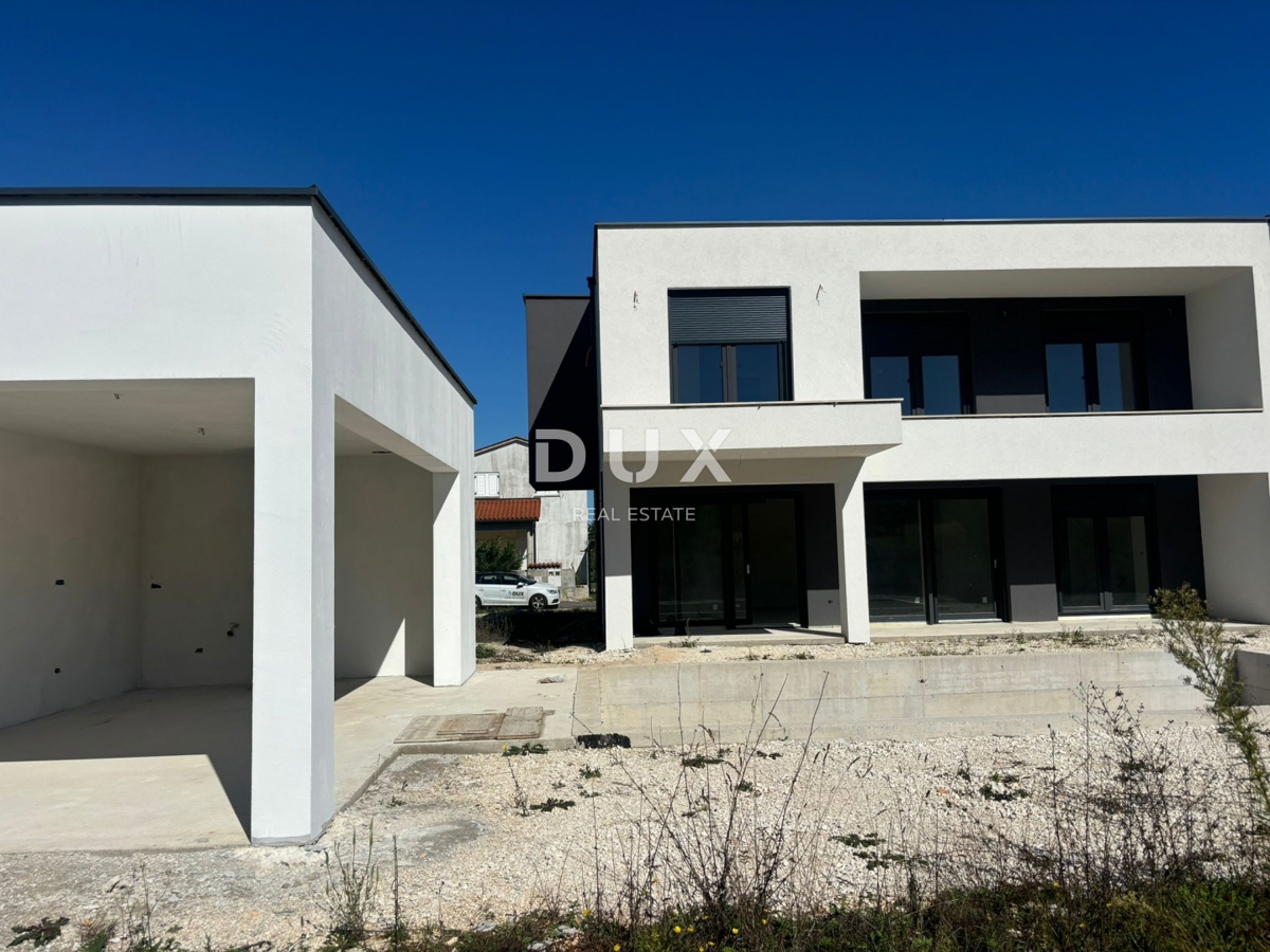 ISTRIA, LABIN - Casa bifamiliare moderna di alta qualità in una posizione molto tranquilla!