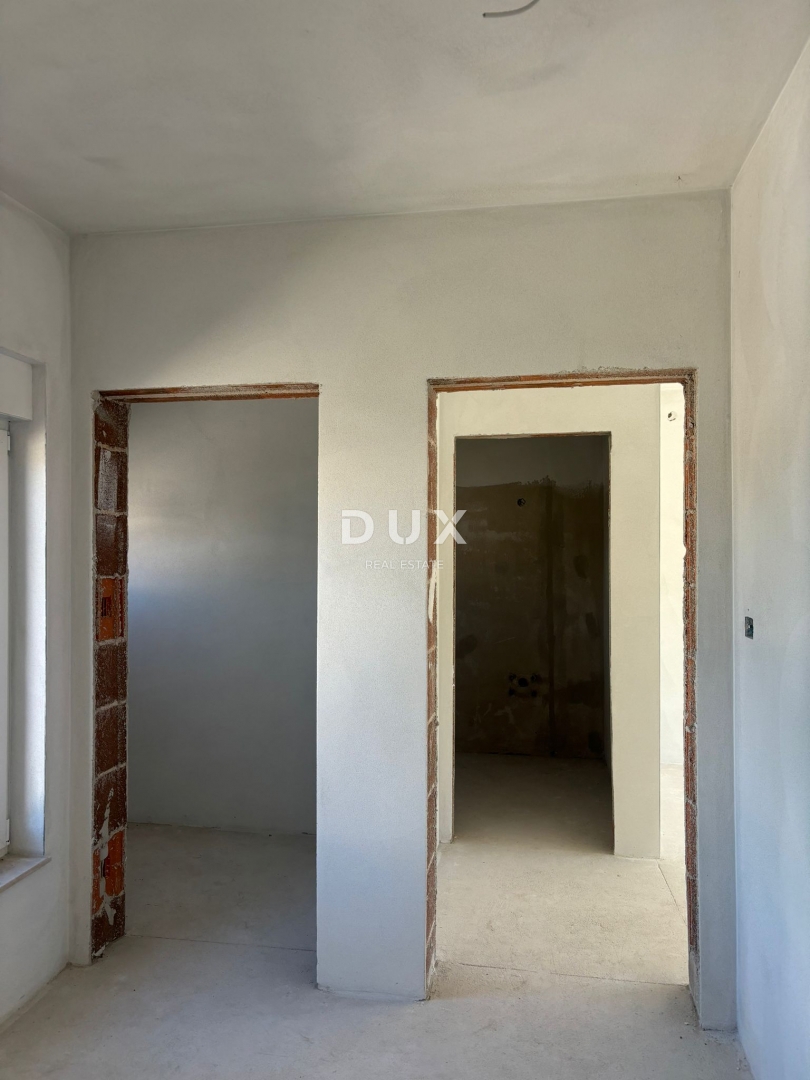 ISTRIA, LABIN - Casa bifamiliare moderna di alta qualità in una posizione molto tranquilla!