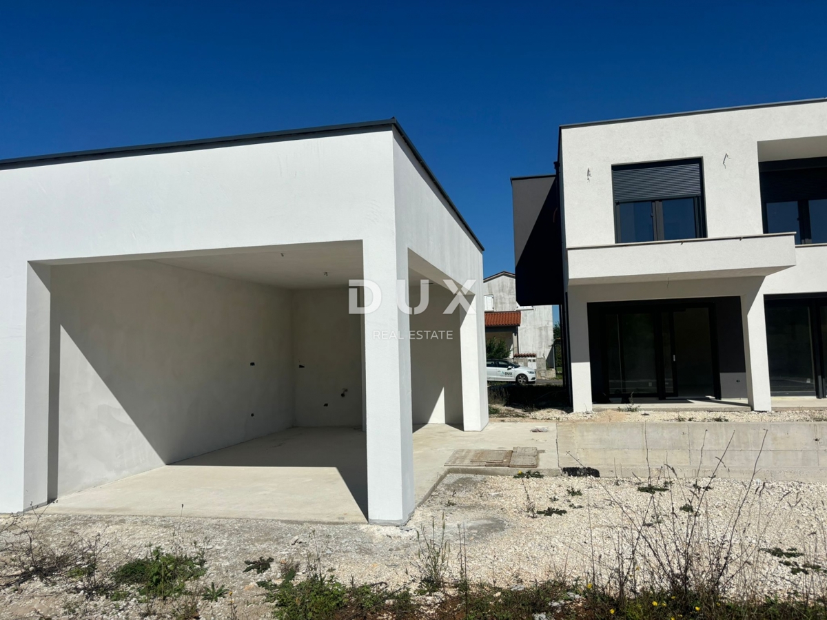 ISTRIA, LABIN - Casa bifamiliare moderna di alta qualità in una posizione molto tranquilla!