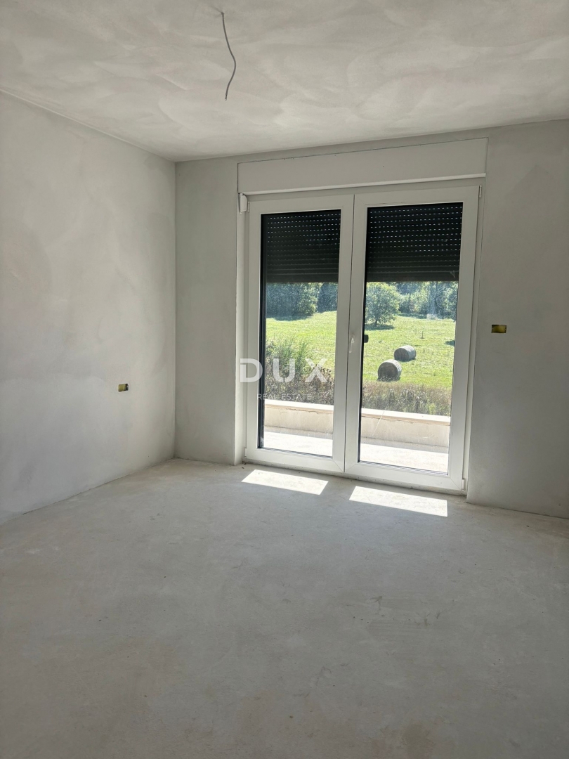 ISTRIA, LABIN - Casa bifamiliare moderna di alta qualità in una posizione molto tranquilla!