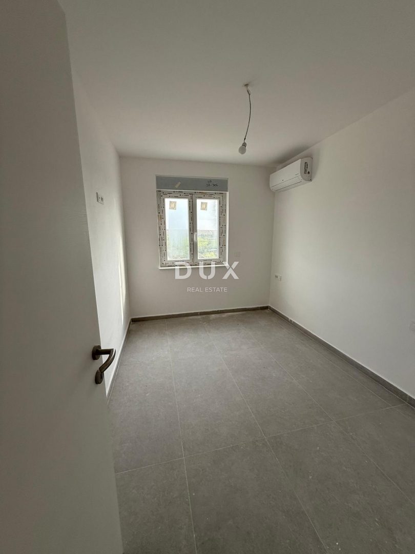 L'ISOLA DI PAG, POVLJANA, appartamento con 2 camere da letto in uno splendido edificio nuovo