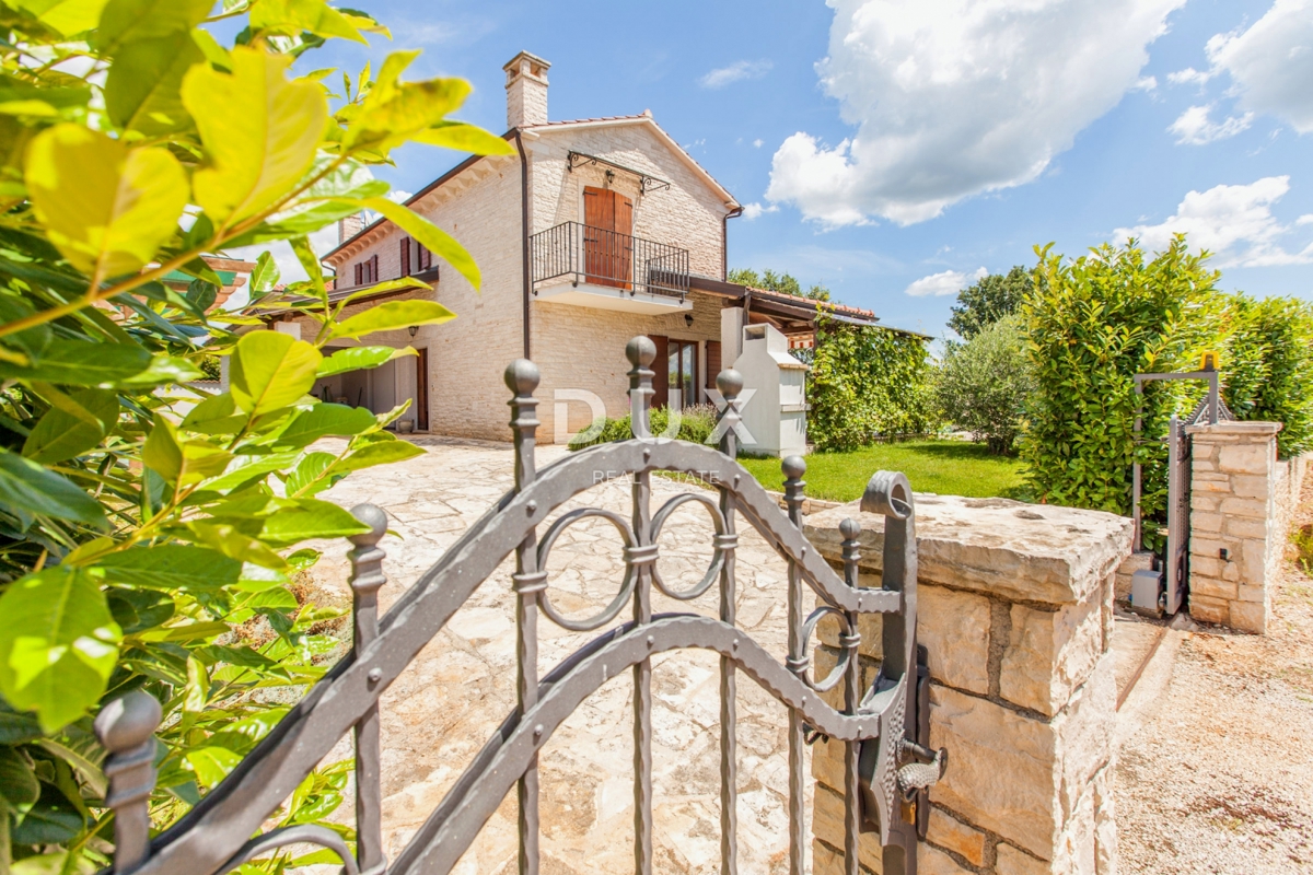 ISTRIA, VIŠNJAN - Casa rustica con piscina