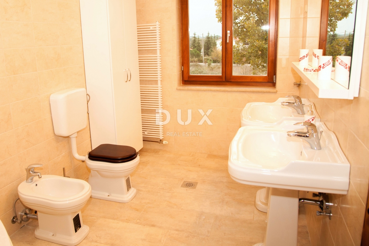 ISTRIA, VIŠNJAN - Casa rustica con piscina