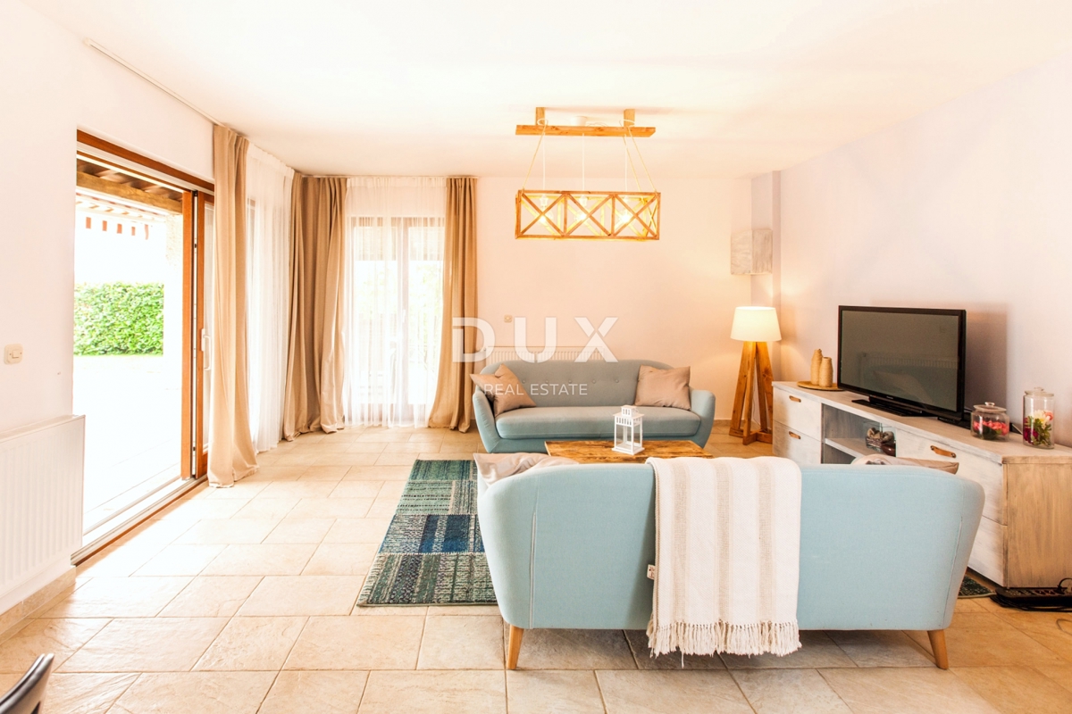 ISTRIA, VIŠNJAN - Casa rustica con piscina