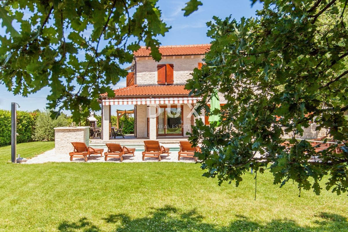ISTRIA, VIŠNJAN - Casa rustica con piscina