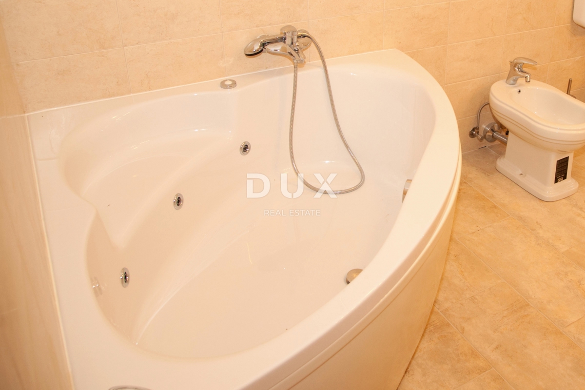 ISTRIA, VIŠNJAN - Casa rustica con piscina