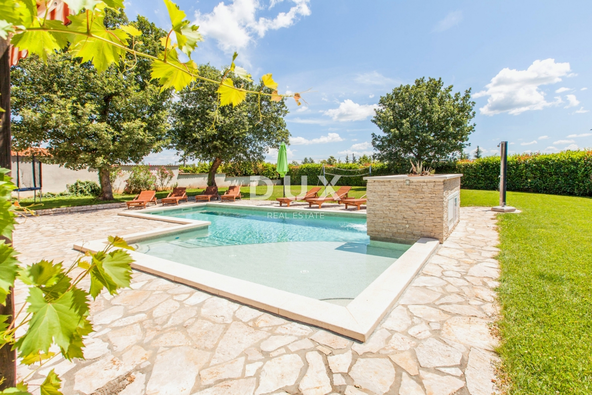 ISTRIA, VIŠNJAN - Casa rustica con piscina