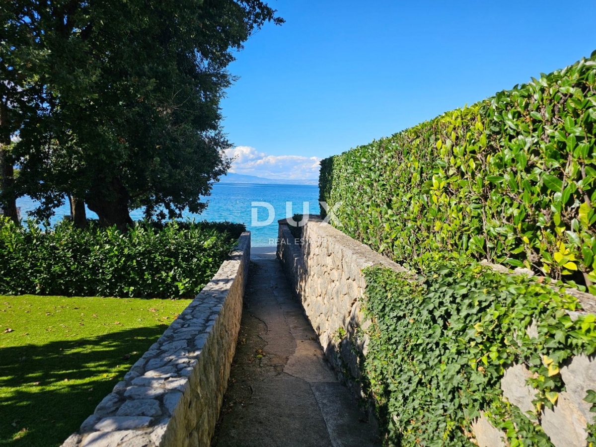 ISOLA DI KRK, MALINSKA - Appartamento con parcheggio a 30 m dal mare