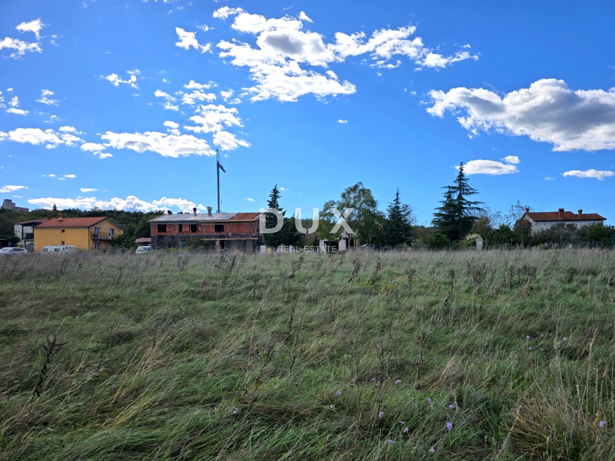 ISTRIA, ALBONA - Terreno edificabile urbanizzato