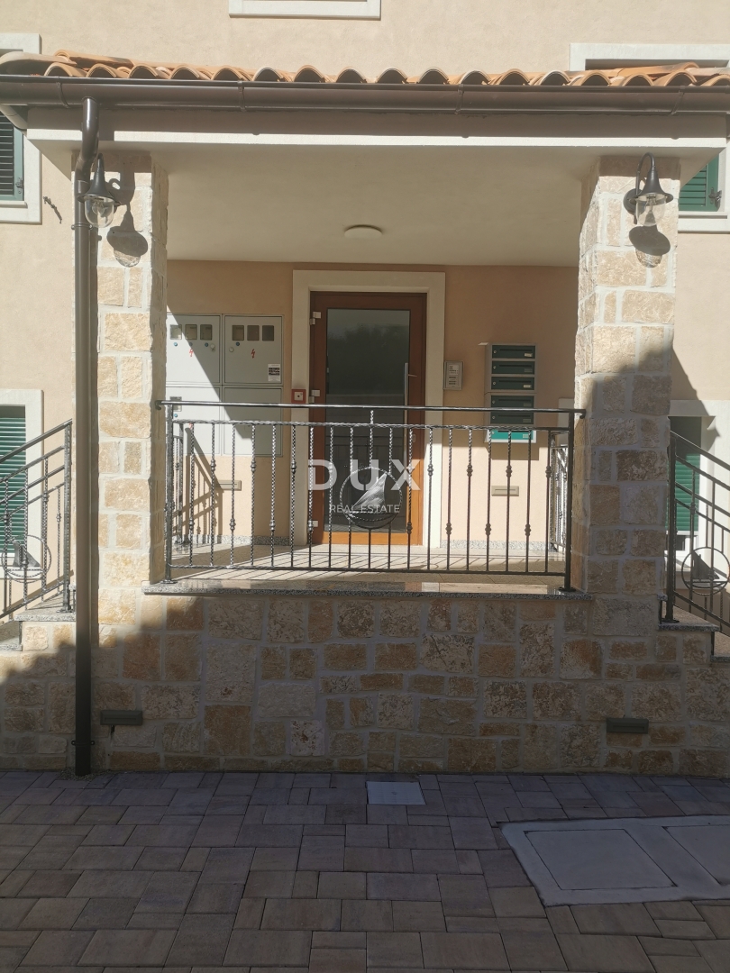 ISOLA DI KRK, vicinanze MALINSKA - Due appartamenti in una nuova costruzione