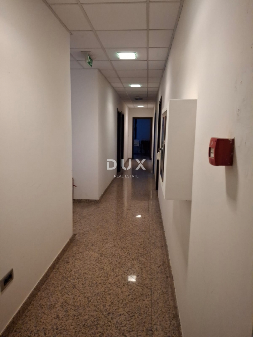 ZAGABRIA, DUBRAVA - Edificio residenziale/commerciale