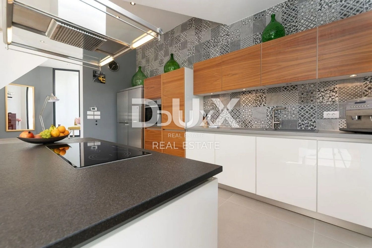 ISTRIA, VIŠNJAN – Villa di design di lusso con 6 camere da letto, piscina e ampio giardino