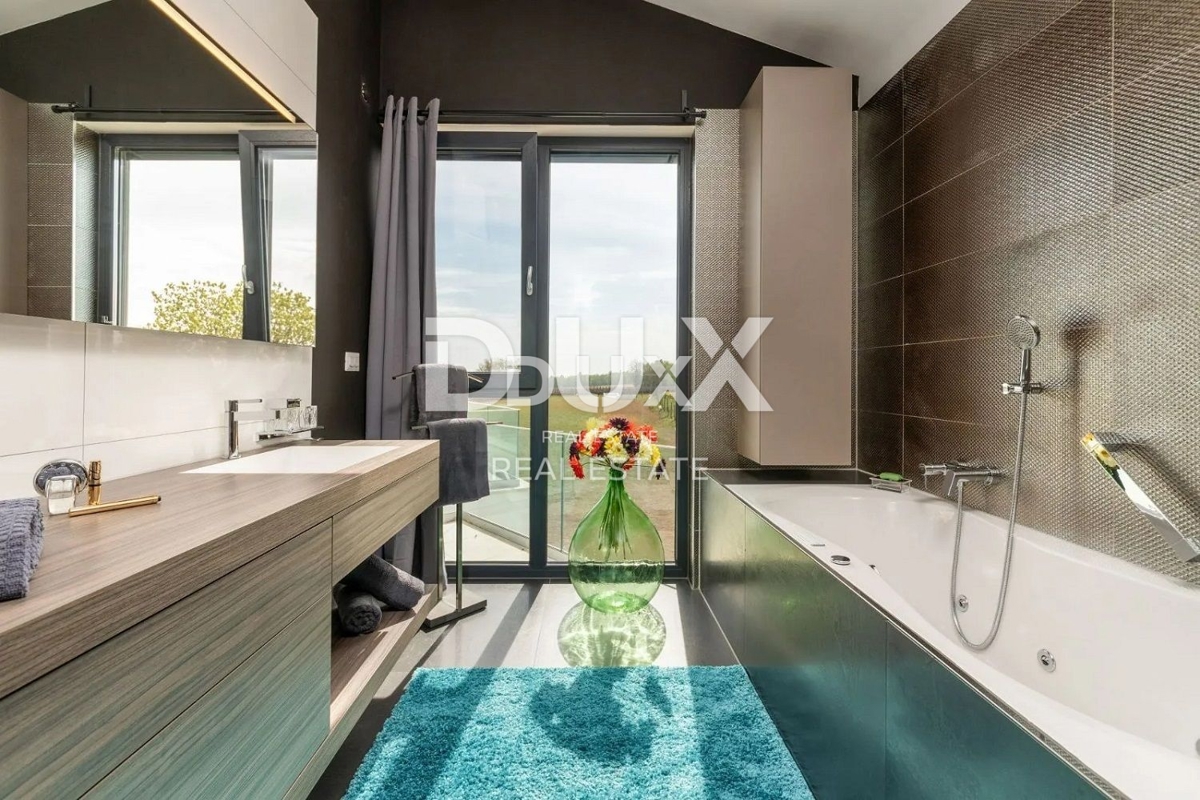 ISTRIA, VIŠNJAN – Villa di design di lusso con 6 camere da letto, piscina e ampio giardino