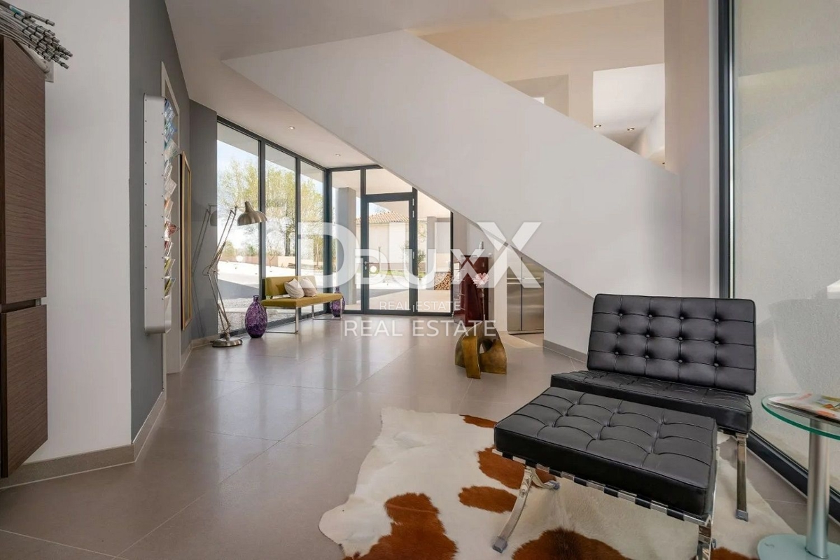 ISTRIA, VIŠNJAN – Villa di design di lusso con 6 camere da letto, piscina e ampio giardino
