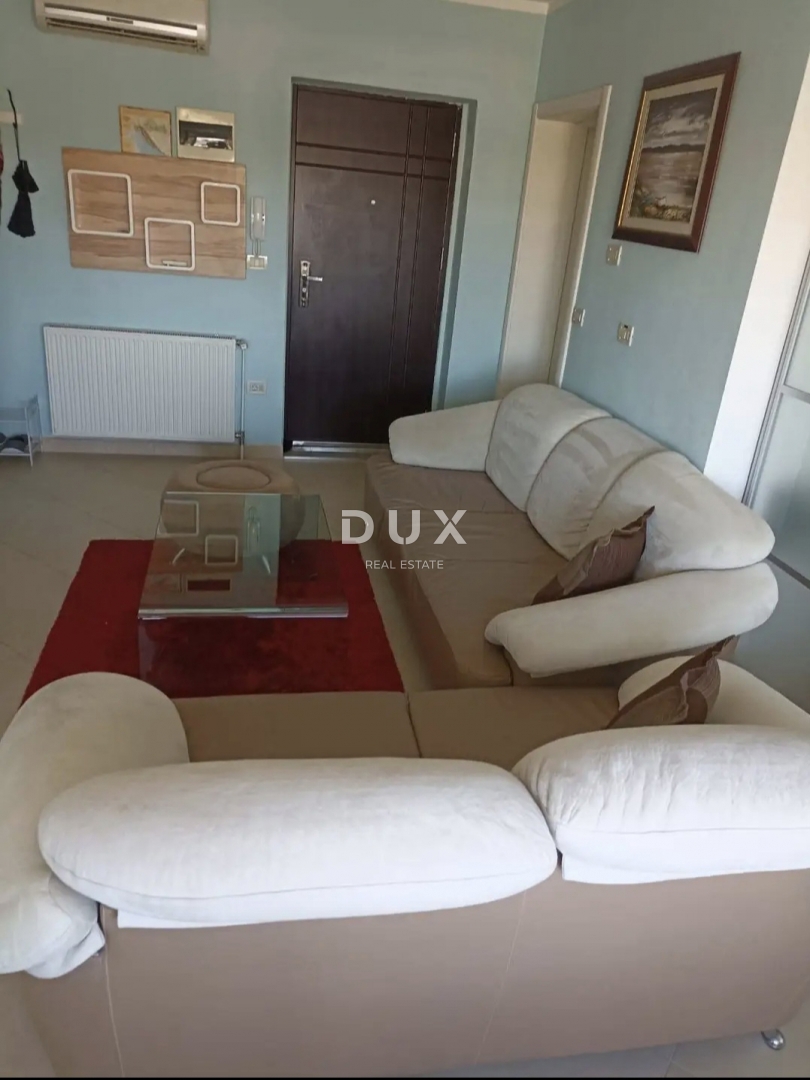 ISTRIA, MEDOLINO - Appartamento con due camere da letto in prima fila al mare!