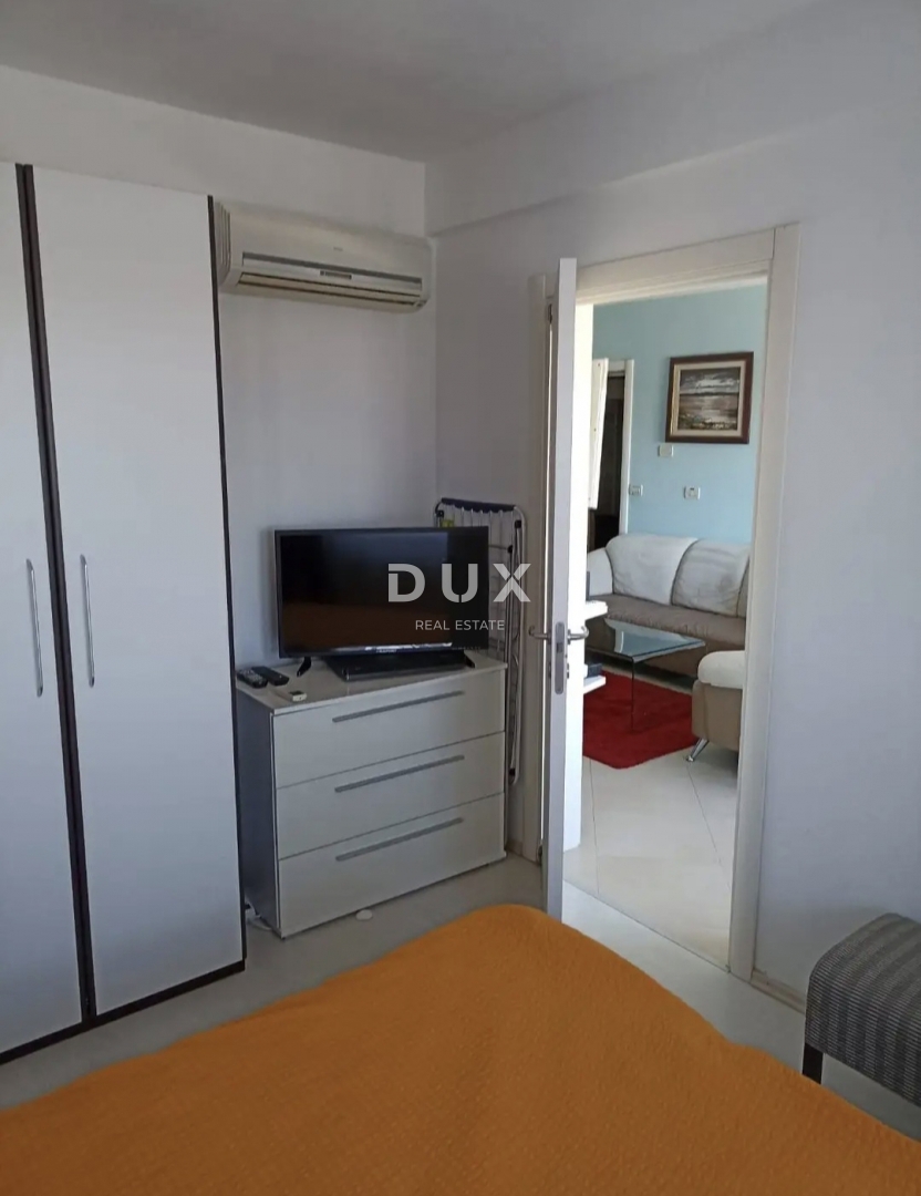 ISTRIA, MEDOLINO - Appartamento con due camere da letto in prima fila al mare!