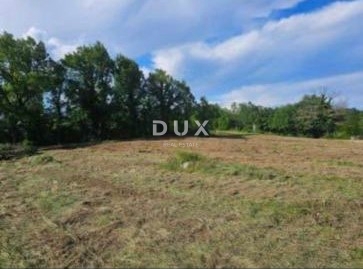 ISTRIA, ŽMINJ – Terreno edificabile 1.410 m² in posizione tranquilla