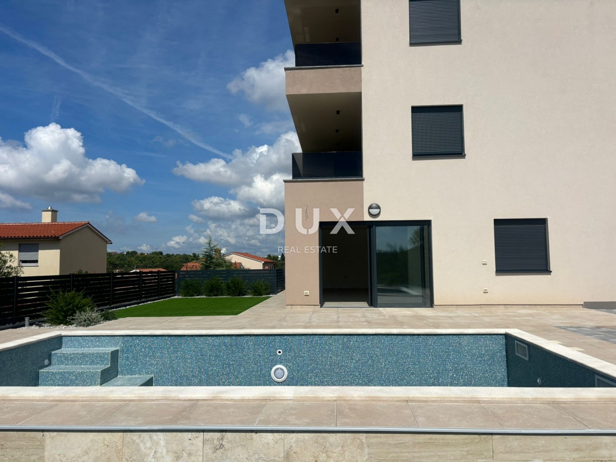 ISTRIA, MEDOLINO - Lussuoso appartamento con giardino, piscina e garage! Pronto per essere abitato - PERMESSO D'USO!