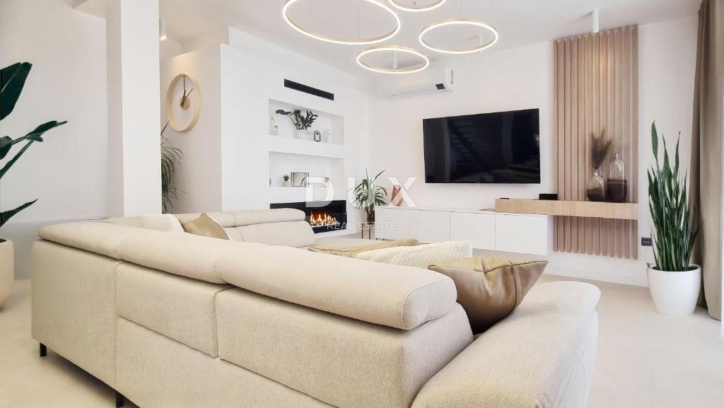 ZADAR, KOŽINO - Villa di lusso con vista mare! Riscaldamento a pavimento, pompa di calore, piscina...