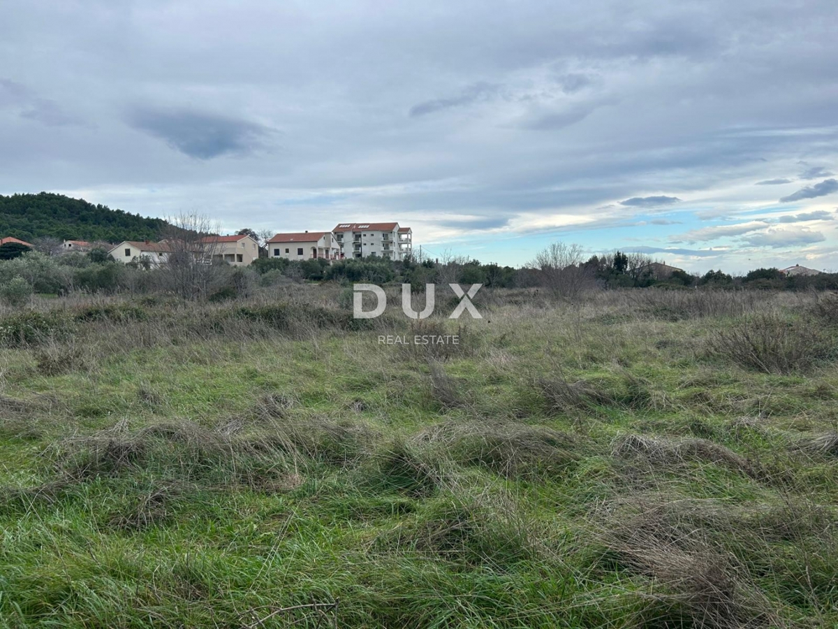 PAŠMAN, DOBROPOLJANA - Ampio terreno edificabile a 200 m dal mare