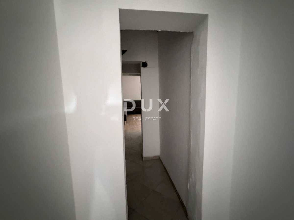 ZADAR, BRANIMIR - Spazi per uffici in posizione esclusiva!