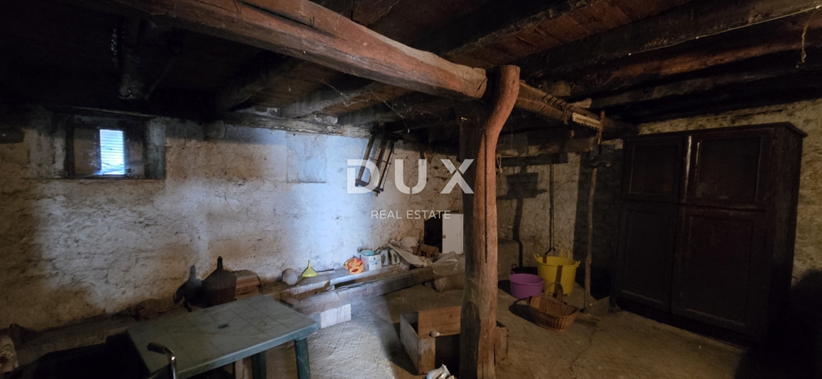 ISTRIA, GRAČIŠĆE - Imponente casa in pietra con vista e giardino