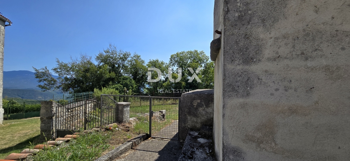 ISTRIA, GRAČIŠĆE - Imponente casa in pietra con vista e giardino