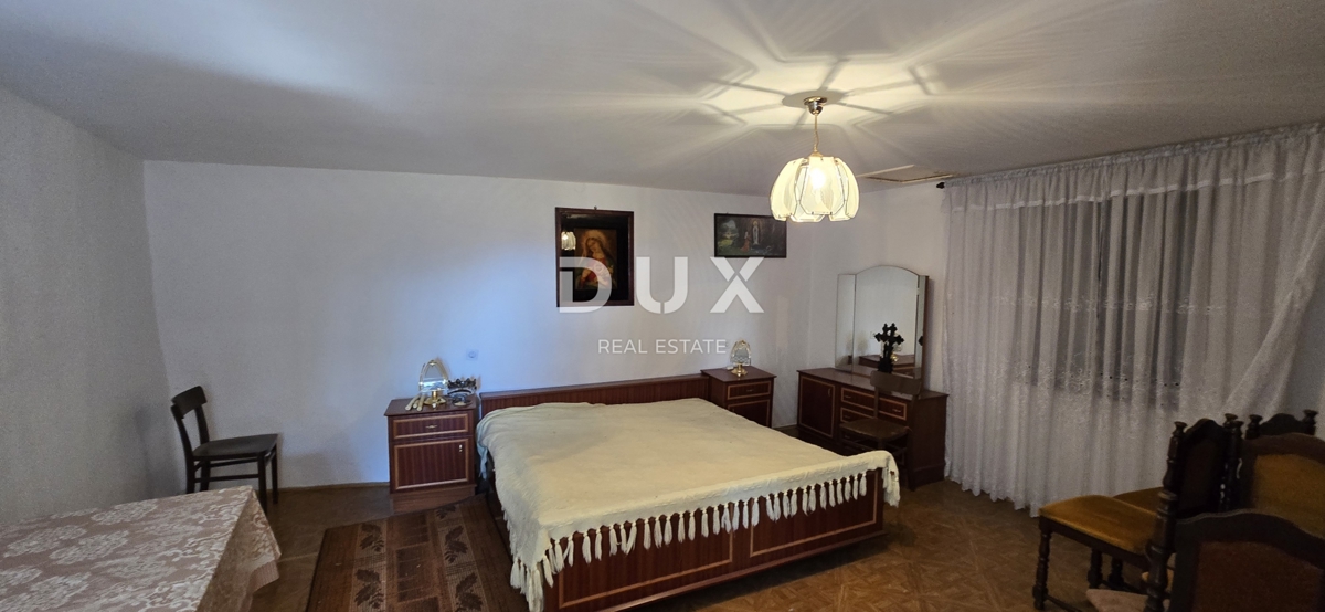 ISTRIA, GRAČIŠĆE - Imponente casa in pietra con vista e giardino