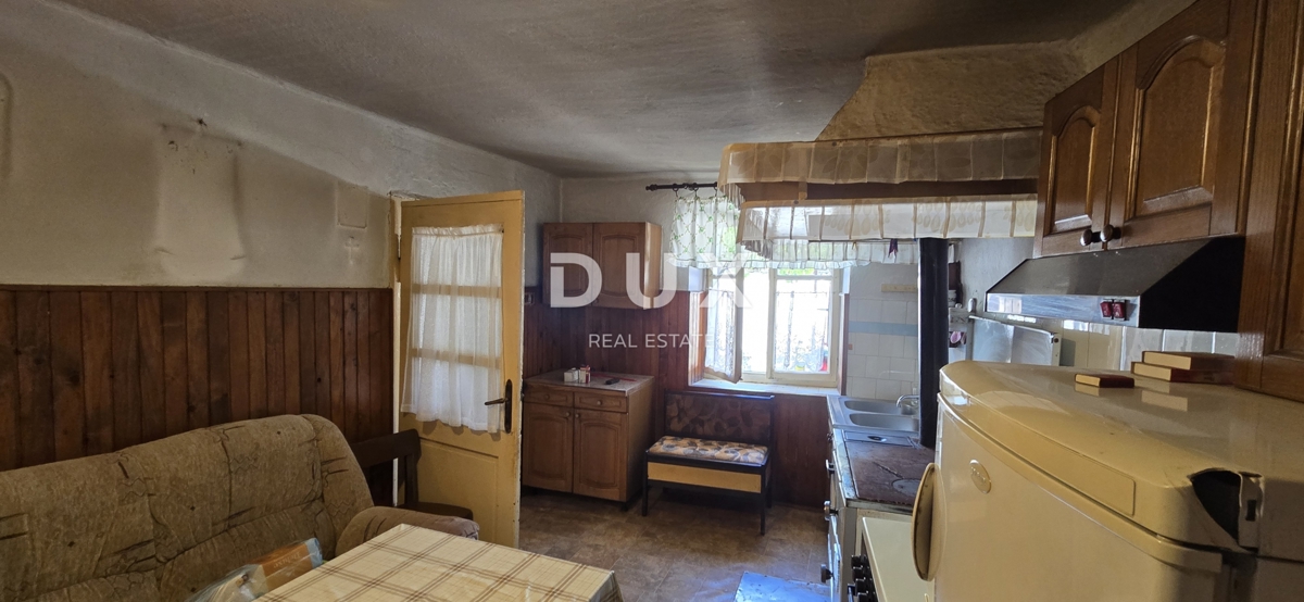 ISTRIA, GRAČIŠĆE - Imponente casa in pietra con vista e giardino