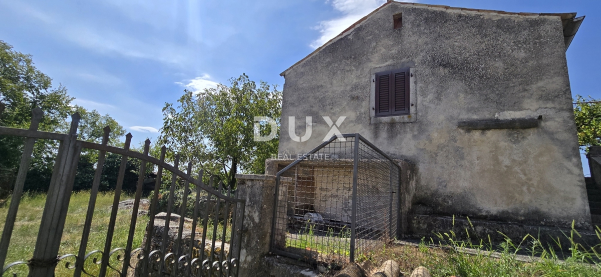 ISTRIA, GRAČIŠĆE - Imponente casa in pietra con vista e giardino
