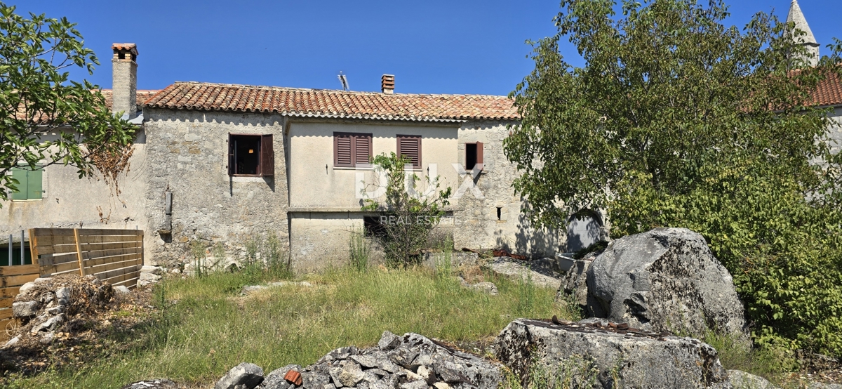 ISTRIA, GRAČIŠĆE - Imponente casa in pietra con vista e giardino