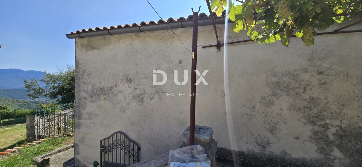 ISTRIA, GRAČIŠĆE - Imponente casa in pietra con vista e giardino