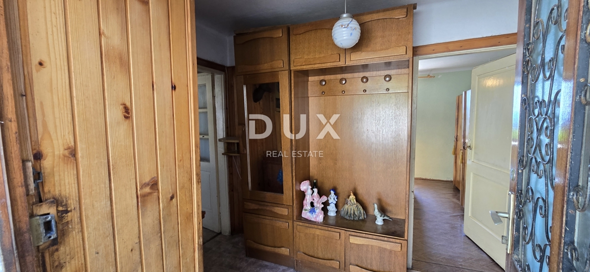 ISTRIA, GRAČIŠĆE - Imponente casa in pietra con vista e giardino