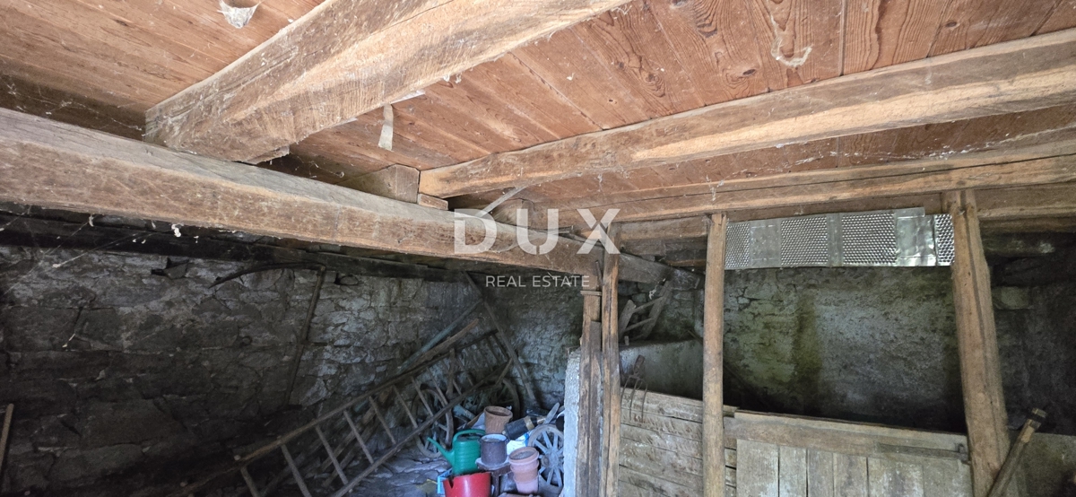 ISTRIA, GRAČIŠĆE - Imponente casa in pietra con vista e giardino