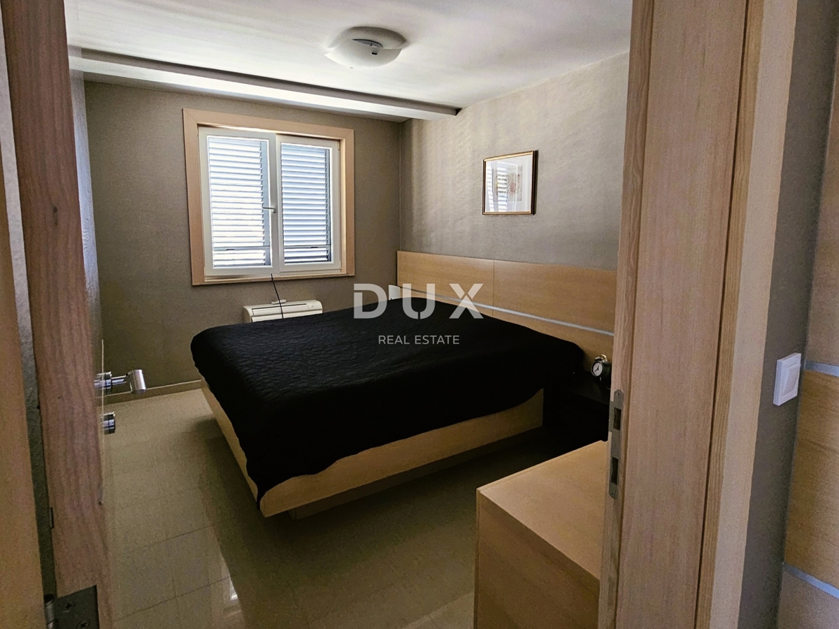 POLA, PJEŠČANA UVALA - appartamento superbamente arredato con terrazza a soli 150 metri dal mare, parcheggio