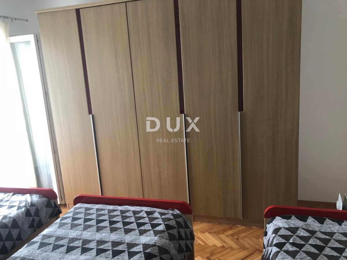 ISTRIA, ROVIGNO - spazioso e ordinato appartamento con tre camere da letto, posto auto e balcone al primo piano vicino al centro!