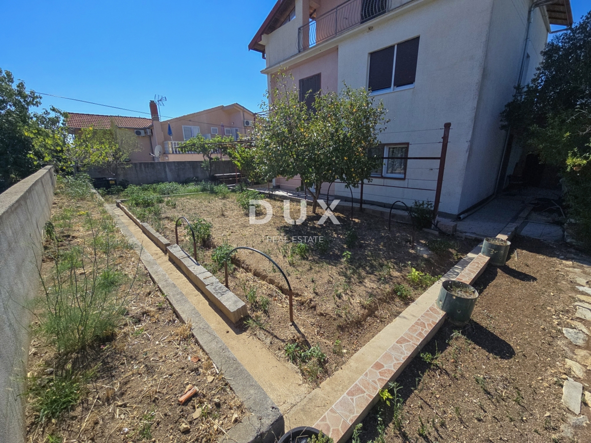 Casa Tinj, Benkovac, 275m2