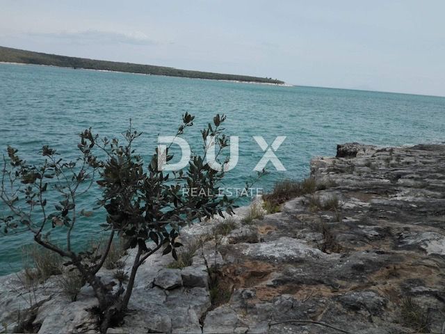 ISTRIA, RAKALJ - Terreno prima fila al mare