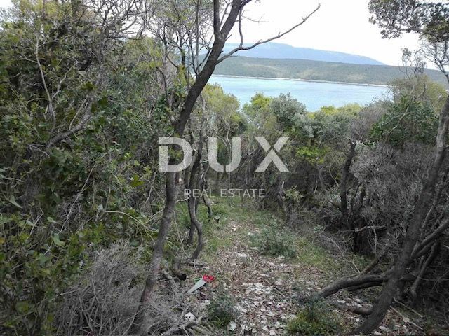 ISTRIA, RAKALJ - Terreno prima fila al mare