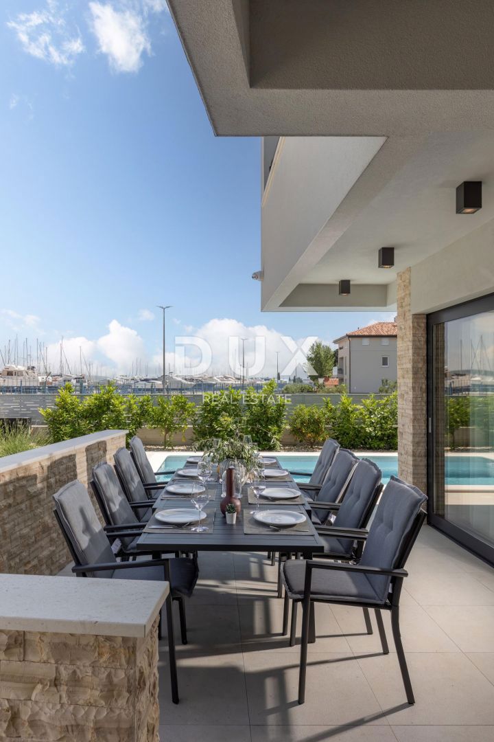 Casa Bibinje, 345,47m2