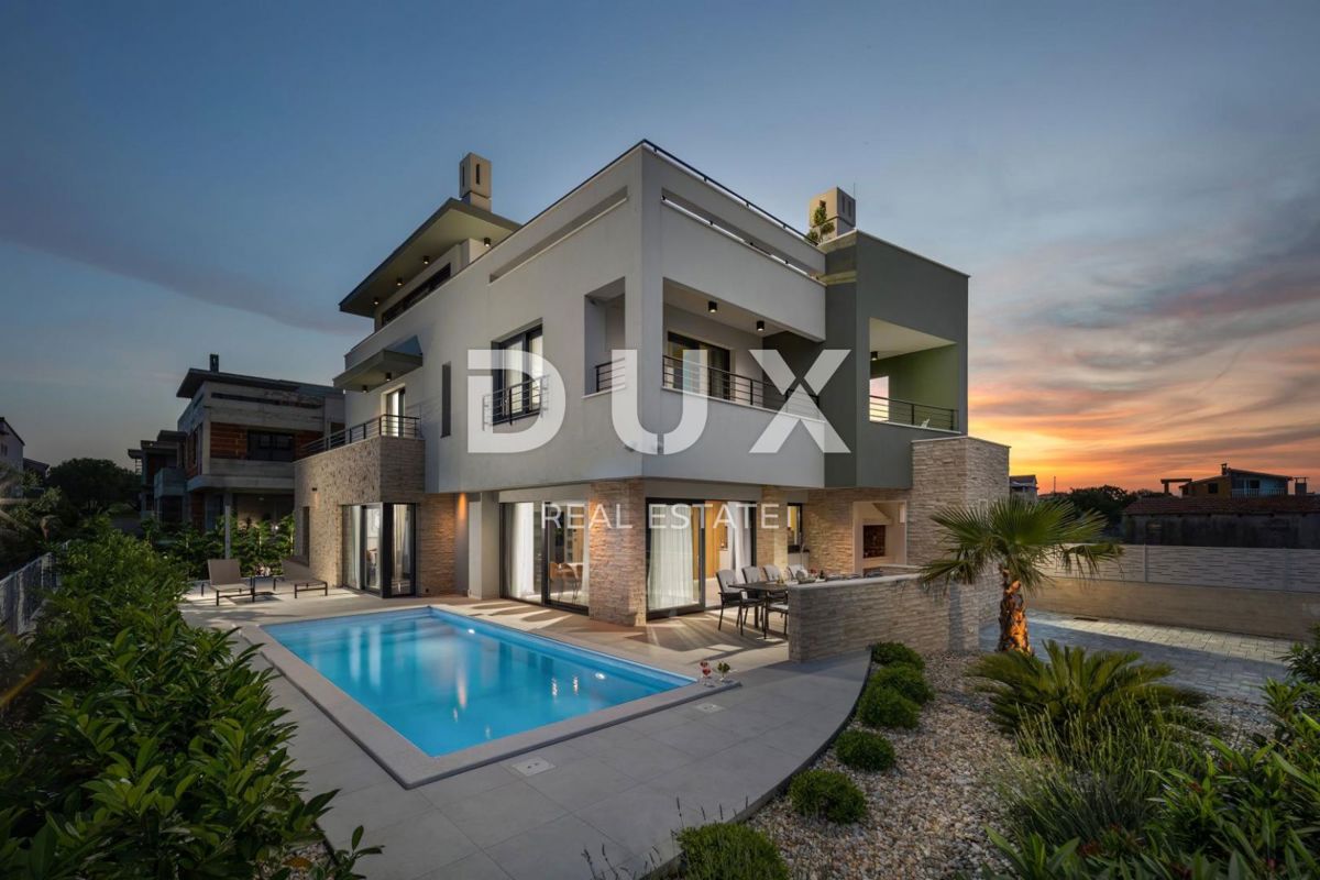 Casa Bibinje, 345,47m2